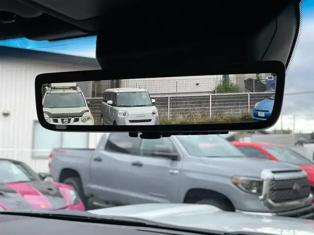 トヨタ ランドクルーザー ２５０ VX 神奈川県 2024(令6)年 0.9万km プラチナホワイトパールマイカ ワンオーナー/サンルーフ/黒革シート/純正メモリーナビ・地デジTV/純正USB/BT/Miracast/パノラマモニター/ビルトインETC2.0/トヨタセーフティセンス/レーダークルーズコントロール/PCS/LDA/BSM/PDA/RCTA/PKSB/RSA/コーナーセンサー/オートハイビーム/純正18インチAW/LEDライト/LEDフォグ/ルーフレール/運転席パワーシート/前席シートヒーター/エアシート/ステアリングヒーター/プッシュスタート/スマートキー×2/R6/7年ディーラー整備記録/保証書・ユーザーガイドあり