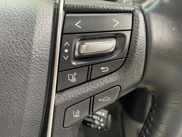 トヨタ アルファード G 鹿児島県 2018(平30)年 5.8万km ホワイトパールクリスタルシャイン 禁煙車　/フローティングナビ(CD/DVD/フルセグTV)　/トヨタセーフティセンス　/両側パワースライドドア　/追従型クルーズコントロール　/バックカメラ　/前席パワーシート　/前席シートヒーター　/前席ベンチレーション　/LEDヘッドライト/純正フロアマット/純正アルミホイール/純正ドアバイザー/ETC/電格ミラー/電動パーキングブレーキ/オートブレーキホールド