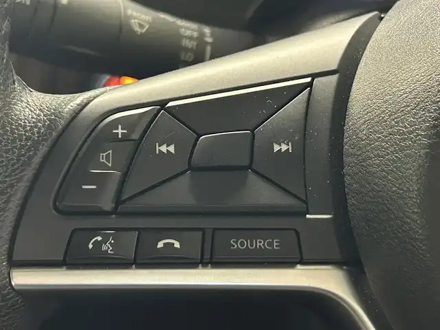 日産 ノート e－パワー メダリスト 佐賀県 2017(平29)年 2.9万km インペリアルアンバーP 純正ナビ/フルセグTV/DVD/CD/Bluetooth/FM/AM/衝突軽減被害軽減システム/レーンキープアシスト/先行車発進検知/全方位カメラ/コーナーセンサー/プッシュスタート/ETC/純正ドライブレコーダー/ハーフレザーシート/デジタルインナーミラー/LEDヘッドライト/フォグランプ/ウィンカーミラー/電動格納ミラー/ドアバイザー/ドライブモード切替