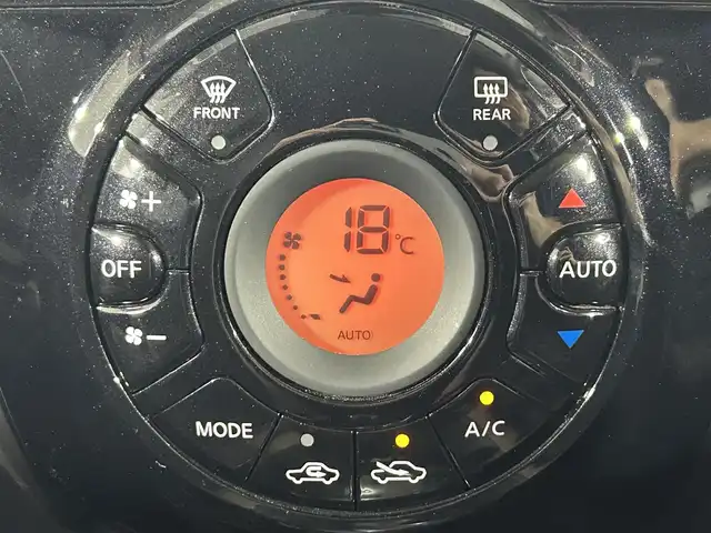 日産 ノート e－パワー メダリスト 佐賀県 2017(平29)年 2.9万km インペリアルアンバーP 純正ナビ/フルセグTV/DVD/CD/Bluetooth/FM/AM/衝突軽減被害軽減システム/レーンキープアシスト/先行車発進検知/全方位カメラ/コーナーセンサー/プッシュスタート/ETC/純正ドライブレコーダー/ハーフレザーシート/デジタルインナーミラー/LEDヘッドライト/フォグランプ/ウィンカーミラー/電動格納ミラー/ドアバイザー/ドライブモード切替