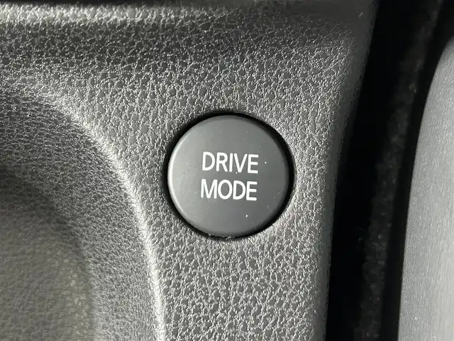 日産 ノート e－パワー メダリスト 佐賀県 2017(平29)年 2.9万km インペリアルアンバーP 純正ナビ/フルセグTV/DVD/CD/Bluetooth/FM/AM/衝突軽減被害軽減システム/レーンキープアシスト/先行車発進検知/全方位カメラ/コーナーセンサー/プッシュスタート/ETC/純正ドライブレコーダー/ハーフレザーシート/デジタルインナーミラー/LEDヘッドライト/フォグランプ/ウィンカーミラー/電動格納ミラー/ドアバイザー/ドライブモード切替