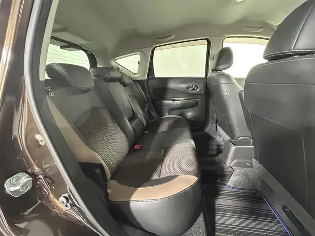 日産 ノート e－パワー メダリスト 佐賀県 2017(平29)年 2.9万km インペリアルアンバーP 純正ナビ/フルセグTV/DVD/CD/Bluetooth/FM/AM/衝突軽減被害軽減システム/レーンキープアシスト/先行車発進検知/全方位カメラ/コーナーセンサー/プッシュスタート/ETC/純正ドライブレコーダー/ハーフレザーシート/デジタルインナーミラー/LEDヘッドライト/フォグランプ/ウィンカーミラー/電動格納ミラー/ドアバイザー/ドライブモード切替