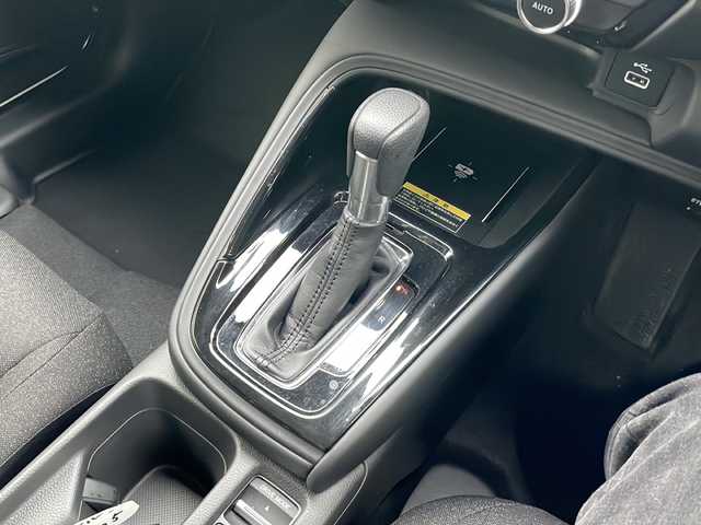 ホンダ ヴェゼル ハイブリッド e:HEV X 福島県 2022(令4)年 2.3万km プラチナホワイトパール 4WD 純正ナビ フルセグTV Bluetooth バックカメラ ホンダセンシング LEDヘッドライト フォグランプ オートライト シートヒーター ワイヤレス充電 ETC2.0 オートライト スマートキー