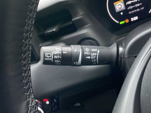 ホンダ ヴェゼル ハイブリッド e:HEV X 福島県 2022(令4)年 2.3万km プラチナホワイトパール 4WD 純正ナビ フルセグTV Bluetooth バックカメラ ホンダセンシング LEDヘッドライト フォグランプ オートライト シートヒーター ワイヤレス充電 ETC2.0 オートライト スマートキー