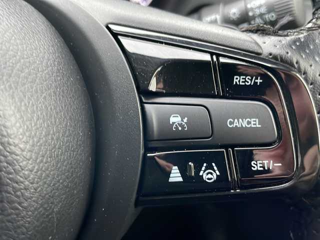 ホンダ ヴェゼル ハイブリッド e:HEV X 福島県 2022(令4)年 2.3万km プラチナホワイトパール 4WD 純正ナビ フルセグTV Bluetooth バックカメラ ホンダセンシング LEDヘッドライト フォグランプ オートライト シートヒーター ワイヤレス充電 ETC2.0 オートライト スマートキー