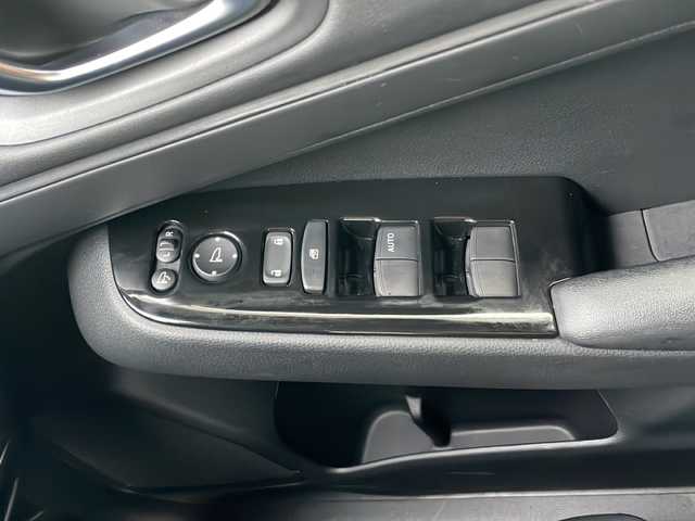 ホンダ ヴェゼル ハイブリッド e:HEV X 福島県 2022(令4)年 2.3万km プラチナホワイトパール 4WD 純正ナビ フルセグTV Bluetooth バックカメラ ホンダセンシング LEDヘッドライト フォグランプ オートライト シートヒーター ワイヤレス充電 ETC2.0 オートライト スマートキー