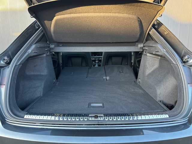 アウディ Ｑ３ 35TDIクワトロ Sライン 道東・釧路十勝 2020(令2)年 3万km デイトナグレーパールエフェクト ４WD/アシスタンスパッケージ/ アダプティブクルーズアシスト/ エマージェンシーアシスト/ ハイビームアシスト/ サイドアシスト/ リヤクロストラフィックアシスト/ベーシックパッケージ/ シートヒーター/ シート電動調整機能/ アウディホールドアシスト/純正ナビ/ BT/USB/type-C/純正ETC2.0/純正前後ドライブレコーダー/ハーフレザーシート/ワイヤレス充電/パワーバックドア/純正19インチAW/純正フロアマット/取扱説明書/保証書/スペアキー