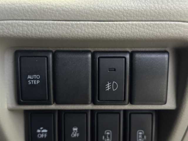 スズキ エブリィ ワゴン PZターボ スペシャル 兵庫県 2018(平30)年 6.5万km シルキーシルバーメタリック ワンオーナー/両側パワースライドドア/オートステップ/社外コンビステアリング(純正積み込み)/キセノンヘッドライト/フロントフォグランプ/AUTOライト/スズキセーフティサポート/純正14インチAW/スマートキー×2/フロアマット/純正ドアバイザー