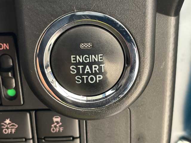 ダイハツ トール カスタムG リミテッド SAⅢ 埼玉県 2019(平31)年 5.5万km レーザーブルークリスタルシャイン スマートアシストIII/純正ナビ/フルセグTV/パノラマモニター/両側パワースライドドア/クルーズコントロール/LEDオートライト/シートヒーター/純正14インチAW/クリアランスソナー/プッシュスタート/ETC/禁煙車