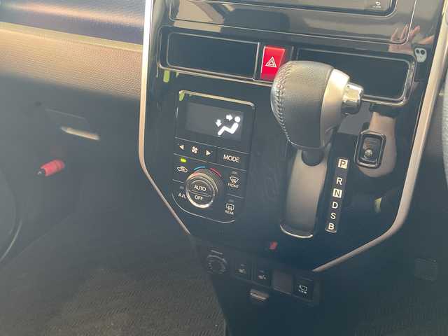 ダイハツ トール カスタムG リミテッド SAⅢ 埼玉県 2019(平31)年 5.5万km レーザーブルークリスタルシャイン スマートアシストIII/純正ナビ/フルセグTV/パノラマモニター/両側パワースライドドア/クルーズコントロール/LEDオートライト/シートヒーター/純正14インチAW/クリアランスソナー/プッシュスタート/ETC/禁煙車