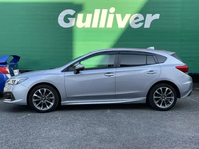 スバル インプレッサ スポーツ 1．6i－S アイサイト 東京都 2020(令2)年 7.5万km アイスシルバーメタリック ワンオーナー/寒冷地仕様/アイサイトセーフティプラス/・後続警戒システム/8型メモリナビ（NR-MZ300-BIN-3）/・フルセグTV/Bluetooth/DVD/USB/前後ドライブレコーダー（CA-DR03TDFA)/バックカメラ/アイサイトコアテクノロジー/・アダプティブクルーズコントロール/・後退時ブレーキアシスト/・プリクラッシュブレーキ/・ツーリングアシスト/・車線逸脱警報/ステアリング連動LEDヘッドランプ/ヘッドランプウォッシャー/アダプティブドライビングビーム/マルチインフォメーションディスプレイ/パワーシート(運転席＆助手席)/メモリーシート(運転席)/アイドリングストップ/コーナーセンサー/ETC2.0/保証書/取扱説明書/記録簿/スペアキー×1