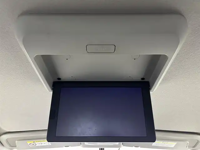 日産 セレナ ハイウェイスター G 佐賀県 2016(平28)年 7.6万km ダイヤモンドブラック 純正９型ナビ/CD/DVD/BT/フルセグTV/バックカメラ/衝突被害軽減システム/クルーズコントロール/フリップダウンモニター/パーキングアシスト/両側パワースライドドア/ハンズフリーオートスライドドア/横滑り防止装置/ETC/ドライブレコーダー/LEDヘッドライト/フォグランプ/オートライト/ウィンカーミラー/電動格納ミラー/純正アルミホイール/プッシュスタート/スマートキー/フロアマット/ドアバイザー/スペアキー