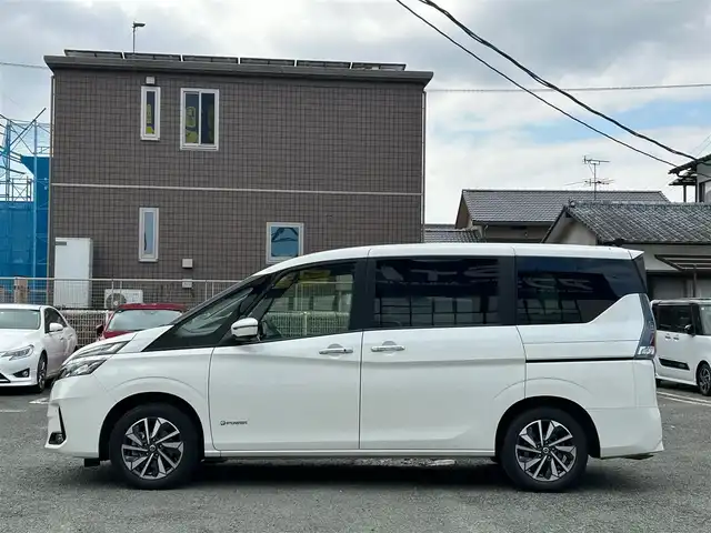 日産 セレナ