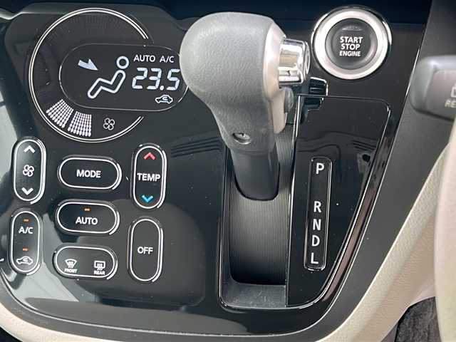 日産 デイズ ルークス X 石川県 2018(平30)年 2.7万km ブラック 片側パワースライドドア/純正ナビ（CD/DVD/BT/フルセグ）/バックカメラ/全方位カメラ/前方ドラレコ/衝突軽減システム/横滑り防止/アイドリングストップ/ステアリングスイッチ/ドアバイザー/背面テーブル