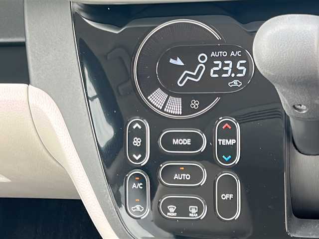 日産 デイズ ルークス X 石川県 2018(平30)年 2.7万km ブラック 片側パワースライドドア/純正ナビ（CD/DVD/BT/フルセグ）/バックカメラ/全方位カメラ/前方ドラレコ/衝突軽減システム/横滑り防止/アイドリングストップ/ステアリングスイッチ/ドアバイザー/背面テーブル