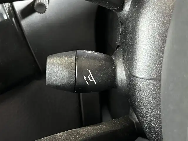 メルセデス・ベンツ ＧＬ３５０ 山形県 2016(平28)年 5.7万km 黒 ・純正ナビ/・CD/DVD/Bluetooth/USB/・360°カメラ/・インテリジェントライト/・アダプティブクルーズコントロール/・レーンキープアシスト/・ブラインドスポットモニター/・7人乗り/・レザーシート/・前席シートヒーター/・前席パワーシート/・パノラマルーフ/・ルーフレール/・純正エアサス/・ダウンヒルコントロール/・パドルシフト/・パワーリアゲート/・純正20インチAW