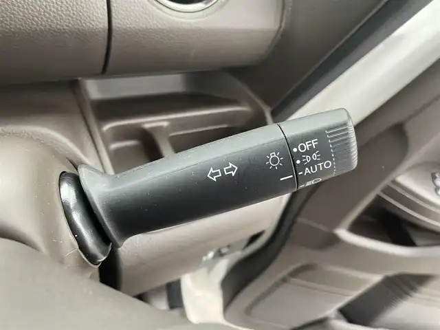 ホンダ Ｎ ＢＯＸ L 愛媛県 2022(令4)年 1.3万km プラチナホワイトパール 純正ナビ　/左側電動スライドドア　/バックカメラ　/前後ドライブレコーダー　/ホンダセンシング　/アダプティブクルーズコントロール　/電動パーキングブレーキ　/ＬEDヘッドライト　/D/N席シートヒーター/ドアバイザー/ISOFIX/ETC　/純正ホイールキャップ/現状サマー(鉄)(155/65/R14)/DUNLOP ENASAVE EC300