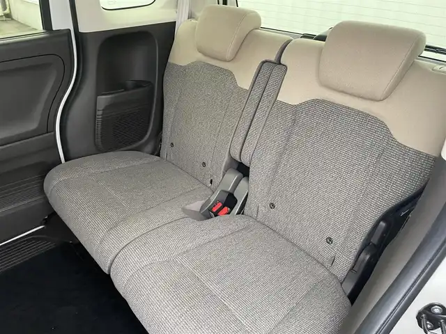ホンダ Ｎ ＢＯＸ L 愛媛県 2022(令4)年 1.3万km プラチナホワイトパール 純正ナビ　/フルセグTV/Bluetooth接続/バックカメラ　/ETC　/前後ドライブレコーダー　/ホンダセンシング　/・衝突軽減ブレーキ/・前後方　誤発進抑制機能/・歩行者事故低減ステアリング/・先行車発進お知らせ機能/・渋滞追従機能付きアダプティブクルーズコントロール/・車線維持支援システム/・オートハイビーム/・標識認識機能/・路外逸脱抑制機能/電動スライドドア　/電動パーキングブレーキ　/ＬEDヘッドライト　/D/N席シートヒーター/ドアバイザー/ISOFIX/純正ホイールキャップ/現状サマー(鉄)(155/65/R14)/DUNLOP ENASAVE EC300