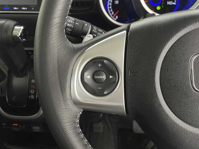 ホンダ Ｎ ＢＯＸ カスタム G ターボ Lパッケージ 長野県 2016(平28)年 3.8万km スマートブラック 純正SDナビ&フルセグTV&CD&DVD&BT/クルーズコントロール/衝突軽減ブレーキ/アイドリングストップ/社外デジタルインナーミラー/両側パワースライドドア/ハーフレザーシート/ステアリングスイッチ/パドルシフト/2列目サンシェード/バックカメラ/LEDヘッドライト/オートライト/フロントフォグランプ/電動格納ミラー/ウィンカーミラー/社外14インチAW装着/純正フロアマット/プッシュスタート/スマートキー/スペアキー1本/ナビ取扱説明書