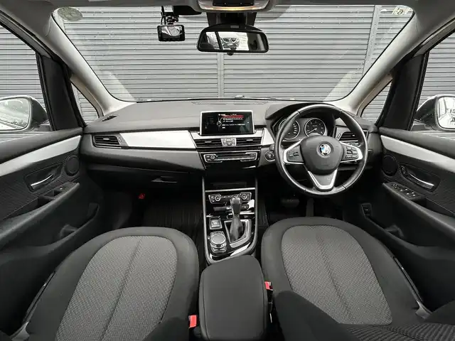 ＢＭＷ ２１８ｄ グランツアラー 茨城県 2017(平29)年 1.7万km アルピンホワイトⅢ コンフォートＰＫＧ　/パーキングサポートＰＫＧ　/コンフォートアクセス　/インテリジェントＳＦＴ　/ＬＤＷ　/ナビ　/ＢＴ　/ＵＳＢ　/ＤＶＤ　/Ｂカメラ　/ＰＤＣ　/ＰＷテールゲート　/ＬＥＤヘッドＬ　/ＥＴＣ　/前後ドラレコ　/禁煙車