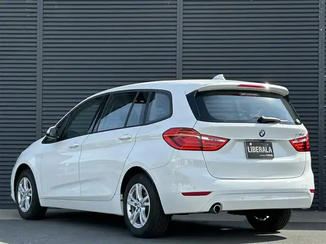 ＢＭＷ ２１８ｄ グランツアラー 茨城県 2017(平29)年 1.7万km アルピンホワイトⅢ コンフォートＰＫＧ　/パーキングサポートＰＫＧ　/コンフォートアクセス　/インテリジェントＳＦＴ　/ＬＤＷ　/ナビ　/ＢＴ　/ＵＳＢ　/ＤＶＤ　/Ｂカメラ　/ＰＤＣ　/ＰＷテールゲート　/ＬＥＤヘッドＬ　/ＥＴＣ　/前後ドラレコ　/禁煙車