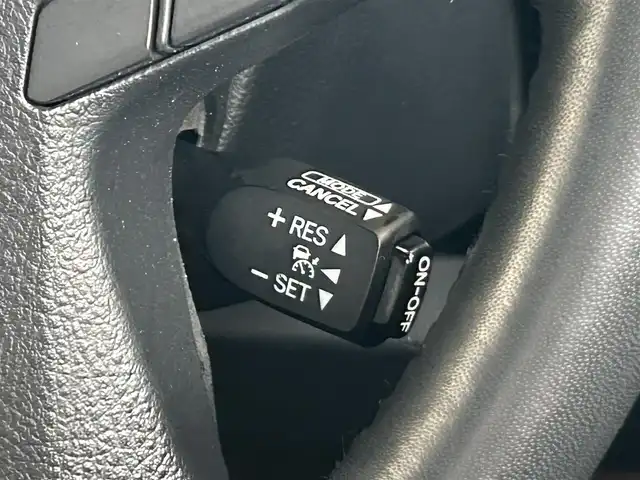 トヨタ ヴェルファイア Z Gエディション 茨城県 2015(平27)年 3.3万km ホワイトパールクリスタルシャイン ・後席用フリップダウンモニター/・サンルーフ/・純正ナビ（CD/DVD/BT/USB）/・モデリスタエアロ/・バックカメラ/・純正18インチAW/・ビルトインETC/・レーダークルーズコントロール/・衝突被害軽減システム/・アイドリングストップ/・前席パワーシート/・ステアリングヒーター/・電動リアゲート/・両側パワースライドドア/・前後コーナーセンサー/・横滑り防止装置/・盗難防止装置/・LEDヘッドライト/・オートホールド