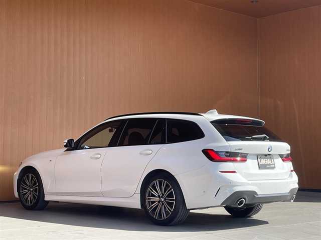 ＢＭＷ ３２０ｄ xDrive ツーリング Mスポーツ 愛知県 2020(令2)年 4.3万km アルピンホワイトⅢ ハイラインパッケージ /黒革 /シートヒーター/純正ナビ /Bluetooth/パーキングアシスト/Bカメラ/前後ドライブレコーダー/ETC/パワーテールゲート/ドライビングアシストプロ /LEDヘッドライト /オートライト/前後コーナーセンサー/スマートキー/スペアキー×1/保証書/取扱説明書