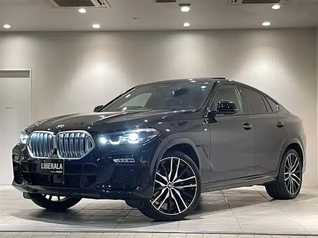 ＢＭＷ ＢＭＷ Ｘ６ xDrive35d Mスポーツ 愛知県 2021(令3)年 4万km 黒 パノラミックＳ／Ｒ　/ＨＵＤ　/ｈ／ｋサウンド　/純正ナビ　/フルセグＴＶ　/３６０度カメラ　/Ｂｌｕｅｔｏｏｔｈ　/スクリーンミラーリング　/ＡＣＣ　/ＬＫＡ　/ＢＳＭ　/革シート　/シートヒーター　/ソフトクローズドア/プッシュスタート/アイドリングストップ/ウィンカーミラー/ドライブレコーダー/ミラー型ETC