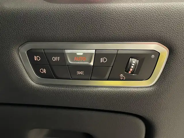 ＢＭＷ ＢＭＷ Ｘ６ xDrive35d Mスポーツ 愛知県 2021(令3)年 4万km 黒 パノラミックＳ／Ｒ　/ＨＵＤ　/ｈ／ｋサウンド　/純正ナビ　/フルセグＴＶ　/３６０度カメラ　/Ｂｌｕｅｔｏｏｔｈ　/スクリーンミラーリング　/ＡＣＣ　/ＬＫＡ　/ＢＳＭ　/革シート　/シートヒーター　/ソフトクローズドア/プッシュスタート/アイドリングストップ/ウィンカーミラー/ドライブレコーダー/ミラー型ETC