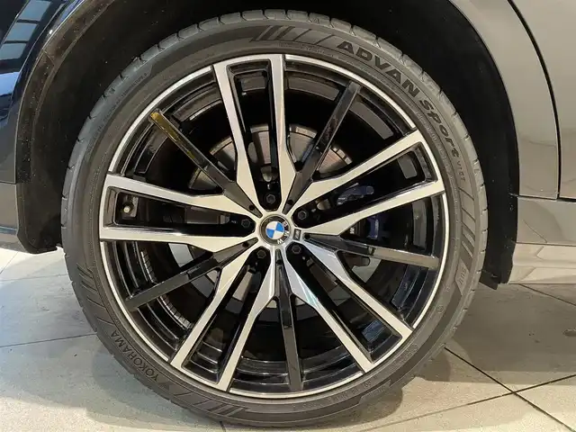 ＢＭＷ ＢＭＷ Ｘ６ xDrive35d Mスポーツ 愛知県 2021(令3)年 4万km 黒 パノラミックＳ／Ｒ　/ＨＵＤ　/ｈ／ｋサウンド　/純正ナビ　/フルセグＴＶ　/３６０度カメラ　/Ｂｌｕｅｔｏｏｔｈ　/スクリーンミラーリング　/ＡＣＣ　/ＬＫＡ　/ＢＳＭ　/革シート　/シートヒーター　/ソフトクローズドア/プッシュスタート/アイドリングストップ/ウィンカーミラー/ドライブレコーダー/ミラー型ETC