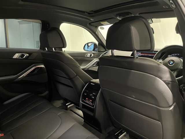 ＢＭＷ ＢＭＷ Ｘ６ xDrive35d Mスポーツ 愛知県 2021(令3)年 4万km 黒 パノラミックＳ／Ｒ　/ＨＵＤ　/ｈ／ｋサウンド　/純正ナビ　/フルセグＴＶ　/３６０度カメラ　/Ｂｌｕｅｔｏｏｔｈ　/スクリーンミラーリング　/ＡＣＣ　/ＬＫＡ　/ＢＳＭ　/革シート　/シートヒーター　/ソフトクローズドア/プッシュスタート/アイドリングストップ/ウィンカーミラー/ドライブレコーダー/ミラー型ETC