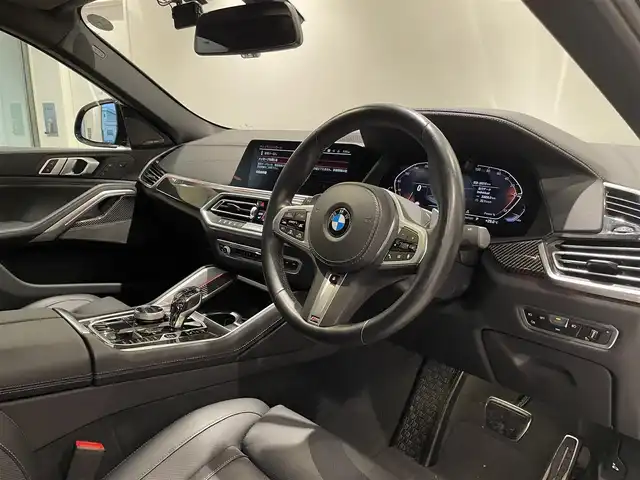 ＢＭＷ ＢＭＷ Ｘ６ xDrive35d Mスポーツ 愛知県 2021(令3)年 4万km 黒 パノラミックＳ／Ｒ　/ＨＵＤ　/ｈ／ｋサウンド　/純正ナビ　/フルセグＴＶ　/３６０度カメラ　/Ｂｌｕｅｔｏｏｔｈ　/スクリーンミラーリング　/ＡＣＣ　/ＬＫＡ　/ＢＳＭ　/革シート　/シートヒーター　/ソフトクローズドア/プッシュスタート/アイドリングストップ/ウィンカーミラー/ドライブレコーダー/ミラー型ETC