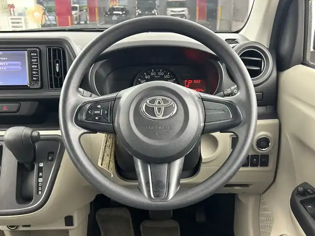 トヨタ パッソ X Lパッケージ 愛知県 2016(平28)年 3万km ファイアークォーツレッドM 禁煙車　/純正７インチＳＤナビ（NSCD-W66）/（ワンセグTV/ＣＤ/Ｂｌｕｅｔｏｏｔｈ/SD/AM/FM)/バックカメラ　/アイドリングストップ　/純正フロアマット　/スマートキー　/プッシュスタート　/横滑り防止装置/ヘッドライトレベライザー