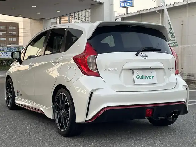 日産 ノート ニスモS 愛知県 2015(平27)年 4.8万km ブリリアントホワイトパール ワンオーナー/社外ナビ/（Panasonic:CN-RS02WD）/FM/AM/フルセグTV/Bluetooth対応/5速MT/バックカメラ/ドライブレコーダー/ETC/純正フロアマット/純正アルミホイール/プッシュスタート/横滑り防止装置/盗難防止装置/保証書/取扱説明書/スペアキー/スマートキー