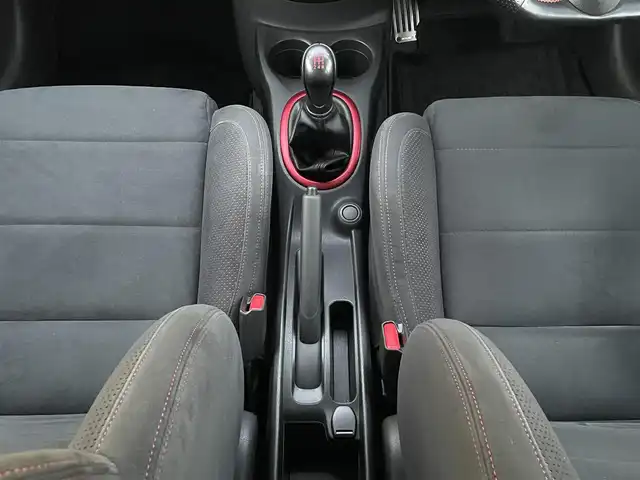 日産 ノート ニスモS 愛知県 2015(平27)年 4.8万km ブリリアントホワイトパール ワンオーナー/社外ナビ/（Panasonic:CN-RS02WD）/FM/AM/フルセグTV/Bluetooth対応/5速MT/バックカメラ/ドライブレコーダー/ETC/純正フロアマット/純正アルミホイール/プッシュスタート/横滑り防止装置/盗難防止装置/保証書/取扱説明書/スペアキー/スマートキー