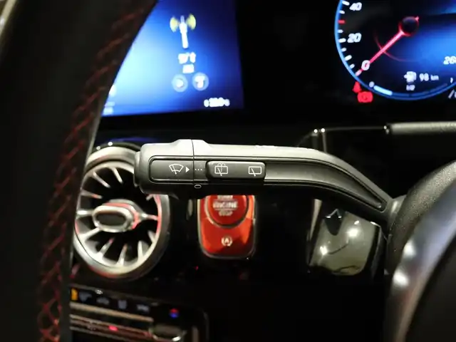 メルセデス・ベンツ ＧＬＡ２００ｄ 4マチック AMGライン 静岡県 2020(令2)年 3.7万km デジタルホワイト サンルーフ /アドバンスドパッケージ /AMGレザーエクスクルーシブＰＫＧ /シートヒーター /純正ナビ 地デジTV /全方位カメラ /ACC BSM LKA HUD /ETC2.0 /ドラレコ前後 /アンビエントライト /パワーバックドア /保証書　取説　スペアキー　