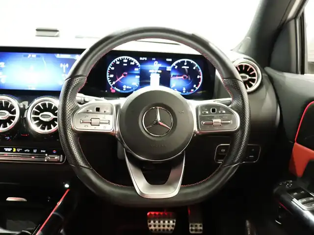 メルセデス・ベンツ ＧＬＡ２００ｄ 4マチック AMGライン 静岡県 2020(令2)年 3.7万km デジタルホワイト サンルーフ /アドバンスドパッケージ /AMGレザーエクスクルーシブＰＫＧ /シートヒーター /純正ナビ 地デジTV /全方位カメラ /ACC BSM LKA HUD /ETC2.0 /ドラレコ前後 /アンビエントライト /パワーバックドア /保証書　取説　スペアキー　