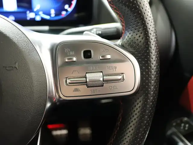 メルセデス・ベンツ ＧＬＡ２００ｄ 4マチック AMGライン 静岡県 2020(令2)年 3.7万km デジタルホワイト サンルーフ /アドバンスドパッケージ /AMGレザーエクスクルーシブＰＫＧ /シートヒーター /純正ナビ 地デジTV /全方位カメラ /ACC BSM LKA HUD /ETC2.0 /ドラレコ前後 /アンビエントライト /パワーバックドア /保証書　取説　スペアキー　