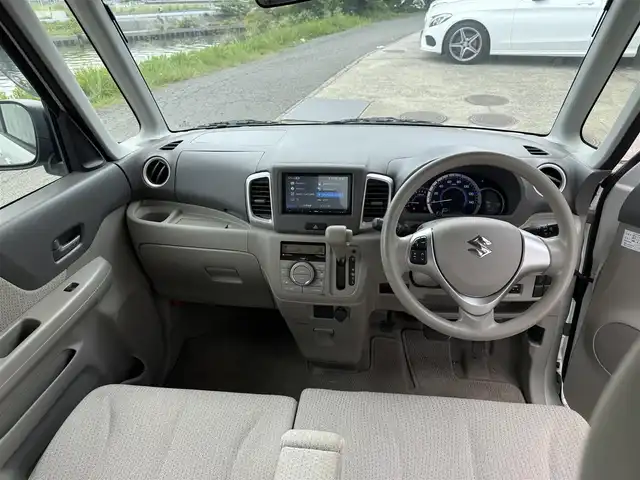 スズキ スペーシア X 石川県 2015(平27)年 6.2万km 白 社外HDDナビゲーション/【AM/FM CD DVD BlueTooth】/・フルセグTV/ETC/アイドリングストップ/運転席シートヒーター/ステアリングスイッチ/片側パワースライドドア/フロアマット/スペアキー×1