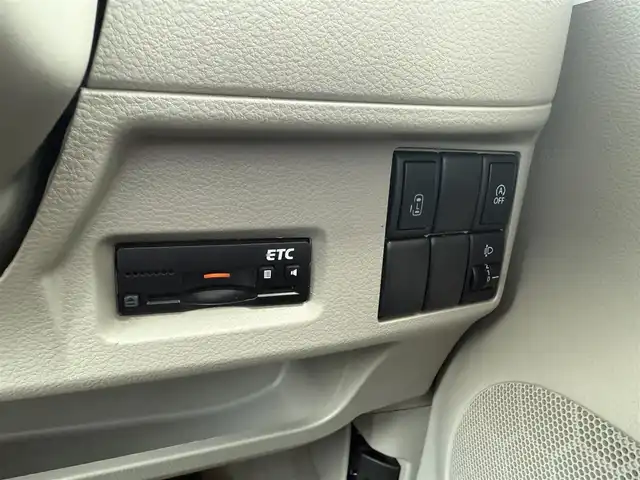 スズキ スペーシア X 石川県 2015(平27)年 6.2万km 白 社外HDDナビゲーション/【AM/FM CD DVD BlueTooth】/・フルセグTV/ETC/アイドリングストップ/運転席シートヒーター/ステアリングスイッチ/片側パワースライドドア/フロアマット/スペアキー×1