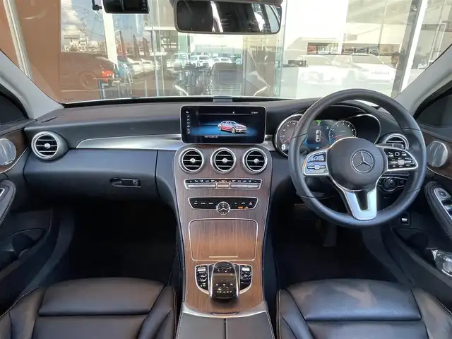 メルセデス・ベンツ Ｃ２００ アバンギャルド 鹿児島県 2019(平31)年 3.3万km パール 禁煙車/バックカメラ/ETC2.0/レーダーセフティパッケージ/黒レザーシート/ヘッドアップディスプレイ/ブルメスター・サウンド/前席メモリー付きパワーシート/シートヒーター/電動トランク/デジタルメーター/純正17インチアルミホイール/ドライブレコーダー/取扱説明書/スペアキー