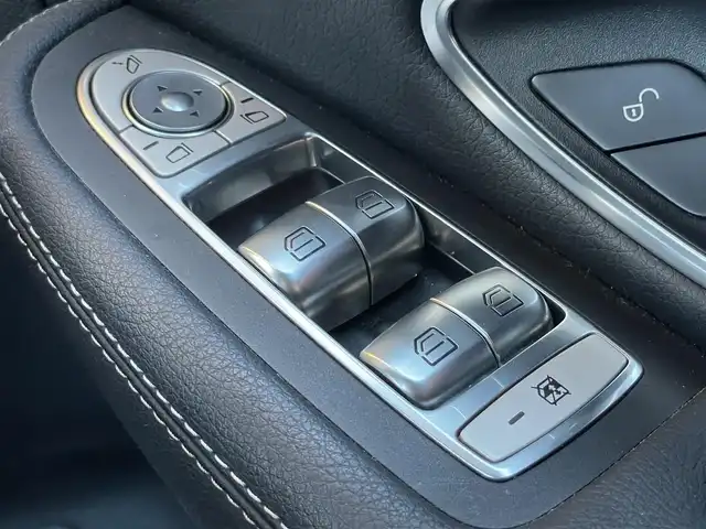 メルセデス・ベンツ Ｃ２００ アバンギャルド 鹿児島県 2019(平31)年 3.3万km パール 禁煙車/バックカメラ/ETC2.0/レーダーセフティパッケージ/黒レザーシート/ヘッドアップディスプレイ/ブルメスター・サウンド/前席メモリー付きパワーシート/シートヒーター/電動トランク/デジタルメーター/純正17インチアルミホイール/ドライブレコーダー/取扱説明書/スペアキー