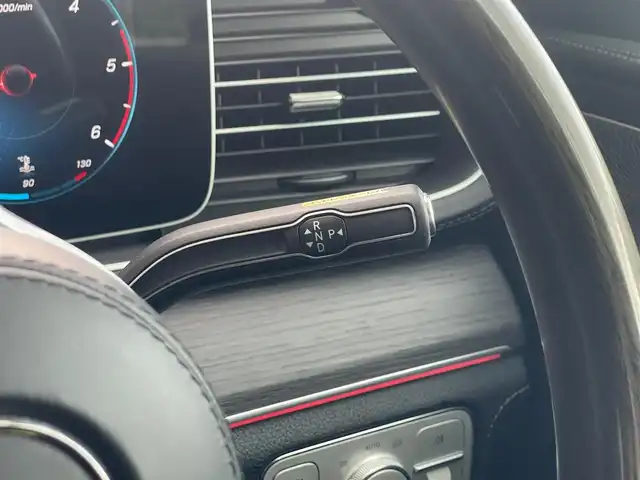 メルセデス・ベンツ ＧＬＳ４００ｄ 4マチック AMGライン 山梨県 2021(令3)年 5.3万km ダイヤモンドホワイト レザーEXC /パノラマSR /黒革 /シートH /ベンチL /マッサージS /全席Pシート /純正メモリナビ /全周囲C/ACC /BSA /LKA /ステアリングP /パフュームA /ブルメスター /純正21AW /カープレイ /マルチアンビエントL /マルチB/LED /保証書