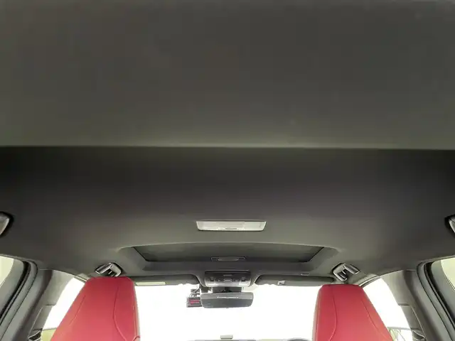 レクサス ＵＸ 250h Fスポーツ 群馬県 2021(令3)年 5.9万km ホワイトノーヴァガラスフレーク ムーンルーフ(チルト＆アウタースライド式)/パノラミックビューモニター/ブラインドスポットモニター/パーキングサポートブレーキ/三眼フルLEDヘッドランプ(ロー/ハイビーム)＆LEDフロントターンシグナルランプ/アダプティブハイビームシステム/F SPORT専用本革スポーツシート（運転席/助手席ベンチレーション/シートヒーター）/ヘッドランプクリーナー/カラーヘッドアップディスプレイ/=====/純正10.3インチナビ/・10インチディスプレイ/・AM/FM/CD/DVD/SD/フルセグTV/miracast/＝＝＝＝＝＝＝＝/ムーンルーフ　パノラミックビューモニター　三眼ＬＥＤヘッドランプ　Ｆスポーツ専用赤本革シート　シートベンチレーション　ブラインドスポットモニター　カラーヘッドアップディスプレイ　ドライブレコーダー