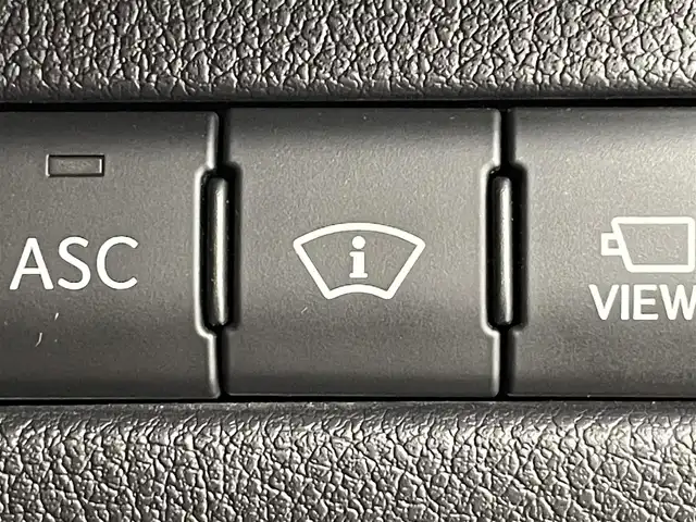 レクサス ＵＸ 250h Fスポーツ 群馬県 2021(令3)年 5.9万km ホワイトノーヴァガラスフレーク ムーンルーフ(チルト＆アウタースライド式)/パノラミックビューモニター/ブラインドスポットモニター/パーキングサポートブレーキ/三眼フルLEDヘッドランプ(ロー/ハイビーム)＆LEDフロントターンシグナルランプ/アダプティブハイビームシステム/F SPORT専用本革スポーツシート（運転席/助手席ベンチレーション/シートヒーター）/ヘッドランプクリーナー/カラーヘッドアップディスプレイ/=====/純正10.3インチナビ/・10インチディスプレイ/・AM/FM/CD/DVD/SD/フルセグTV/miracast/＝＝＝＝＝＝＝＝/ムーンルーフ　パノラミックビューモニター　三眼ＬＥＤヘッドランプ　Ｆスポーツ専用赤本革シート　シートベンチレーション　ブラインドスポットモニター　カラーヘッドアップディスプレイ　ドライブレコーダー