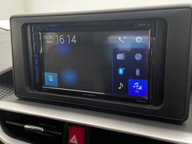 トヨタ ライズ Z 宮崎県 2021(令3)年 4.6万km ブラックマイカメタリック/シャイニングホワイトパール 禁煙車/トヨタセーフティセンス/社外ディスプレイオーディオ/（カロッツェリア/FH-8500DVS/Bluetooth/CD/AUX/FMAM）/社外ETC/純正LEDオートライト/純正LEDフォグ/純正17インチアルミ/純正セキュリティアラーム/社外clazzioシートカバー/パノラミックビューモニター/アダプティブクルーズコントロール/プリクラッシュセーフティ/レーンディパーチャーアラート/オートマチックハイビーム/クリアランスソナー/本革巻ハンドル/スマートキー/プッシュエンジンスタート/新車時保証書/取扱い説明書