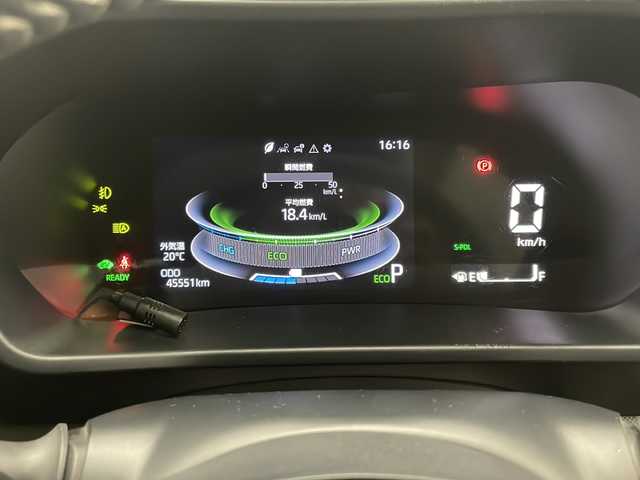 トヨタ ライズ Z 宮崎県 2021(令3)年 4.6万km ブラックマイカメタリック/シャイニングホワイトパール 禁煙車/トヨタセーフティセンス/社外ディスプレイオーディオ/（カロッツェリア/FH-8500DVS/Bluetooth/CD/AUX/FMAM）/社外ETC/純正LEDオートライト/純正LEDフォグ/純正17インチアルミ/純正セキュリティアラーム/社外clazzioシートカバー/パノラミックビューモニター/アダプティブクルーズコントロール/プリクラッシュセーフティ/レーンディパーチャーアラート/オートマチックハイビーム/クリアランスソナー/本革巻ハンドル/スマートキー/プッシュエンジンスタート/新車時保証書/取扱い説明書