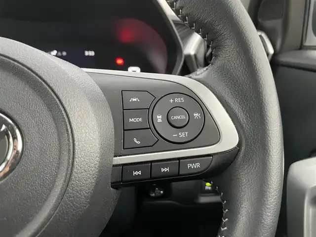 トヨタ ライズ Z 香川県 2020(令2)年 4.5万km ナチュラルベージュマイカM 登録時走行距離：44174km/ディーラー純正9型ナビ/　CD DVD BT フルセグTV/バックカメラ/衝突被害軽減装置/レーダークルーズコントロール/クリアランスソナー/横滑り防止装置/アイドリングストップ/MTモード付AT/LEDヘッドライト/オートライト/フォグランプ/ビルトインETC2.0/前後ドライブレコーダー/シートヒーター/革巻きステアリング/ステアリングスイッチ/プッシュスタート/スマートキー/スペアキー