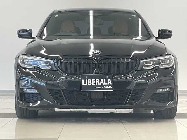 ＢＭＷ ３２０ｄ xDrive Mスポーツ 岡山県 2019(令1)年 6.4万km サファイアブラックP コンフォートパッケージ/ハイラインパッケージ/純正ナビ/全周囲カメラ/ブレーキAH/走行モード/ACC/オートライト/AHB/レインセンサー/レザーシート（ブラウン）/シートヒーター/Bluetooth/USB/アップルカープレイ/ミュージックライブラリ/ブラックキドニーグリル/正面衝突警告/側面衝突警告/車線逸脱警告/車線変更警告/PDC自動起動/アクティブPDC/パーキングアシスト/後退アシスト/リアデイライト/ライトカーペット/アンビエントライト/powerトランク/ワイヤレス充電トレイ/ETC/パドルシフト