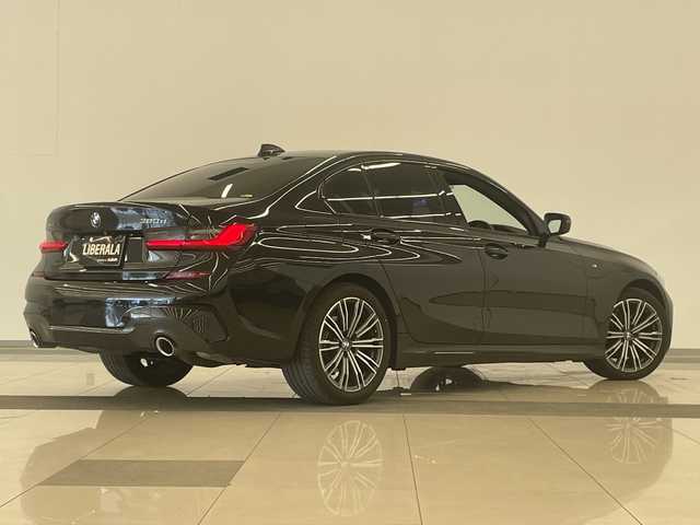 ＢＭＷ ３２０ｄ xDrive Mスポーツ 岡山県 2019(令1)年 6.4万km サファイアブラックP コンフォートパッケージ/ハイラインパッケージ/純正ナビ/全周囲カメラ/ブレーキAH/走行モード/ACC/オートライト/AHB/レインセンサー/レザーシート（ブラウン）/シートヒーター/Bluetooth/USB/アップルカープレイ/ミュージックライブラリ/ブラックキドニーグリル/正面衝突警告/側面衝突警告/車線逸脱警告/車線変更警告/PDC自動起動/アクティブPDC/パーキングアシスト/後退アシスト/リアデイライト/ライトカーペット/アンビエントライト/powerトランク/ワイヤレス充電トレイ/ETC/パドルシフト